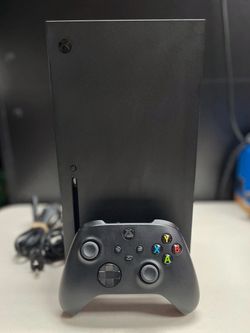 Xbox series x 1tb disc edition games also available