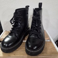 Children's Boots Size 1