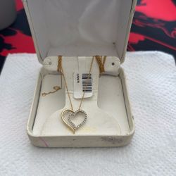 14 K GOLD HEART  PENDENT 
