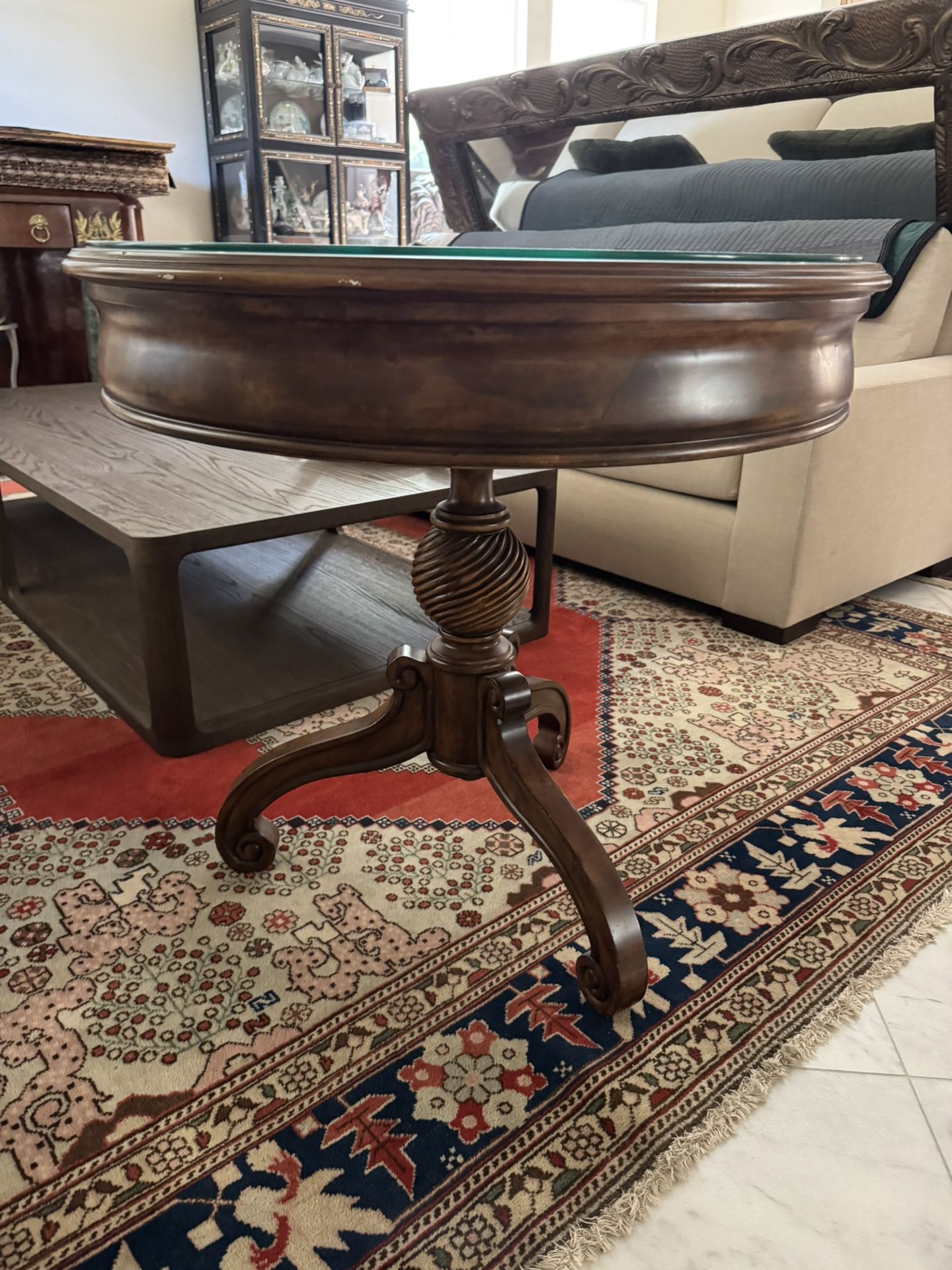 Round End Table