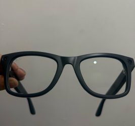 META RAY-BAN WAYFARER RW4008 SMART GLASSES W/ CHARGING CASE