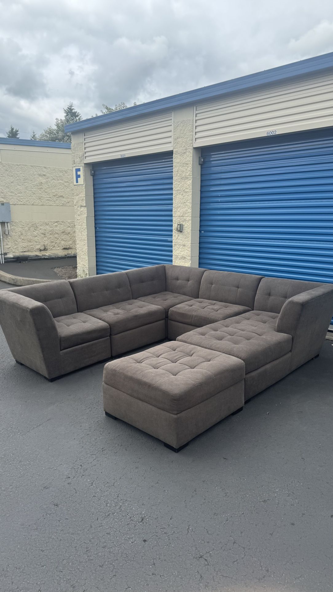6pc Jonathan Louis Modular Sectional