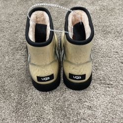 Ugg Classic Mini Boot 