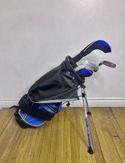 FREE 🎁 with purchase- New Kids Golf Set 