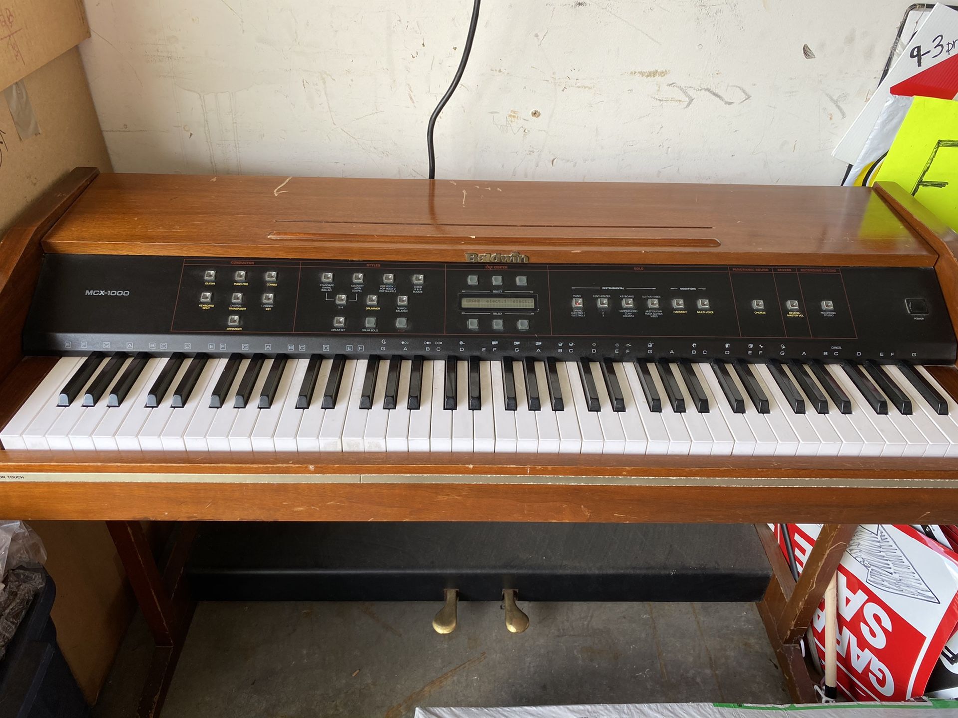 MCX 1000 Baldwin Electric Piano