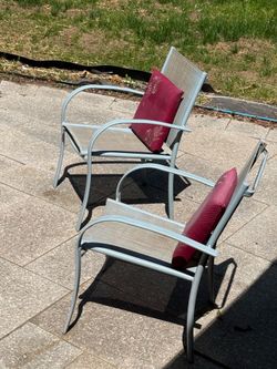 Outdoor metallic furniture set