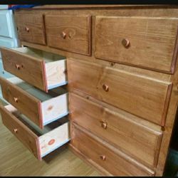 PINEWOOD DRESSER 9 DRAWERS