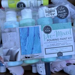 Pouring Paint Kit