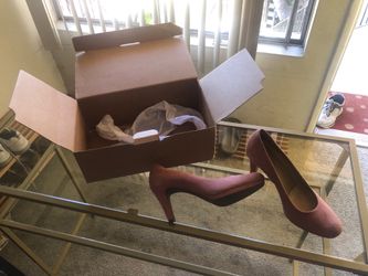 Naturalizer Suede Pumps size 9
