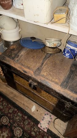 Vintage Camel Back Trunk