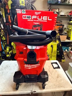 Milwaukee TOOL ONLY M18 FUEL NEXUS 6 Gallon Wet/Dry Vacuum with PACKOUT Compatibility NEW $200