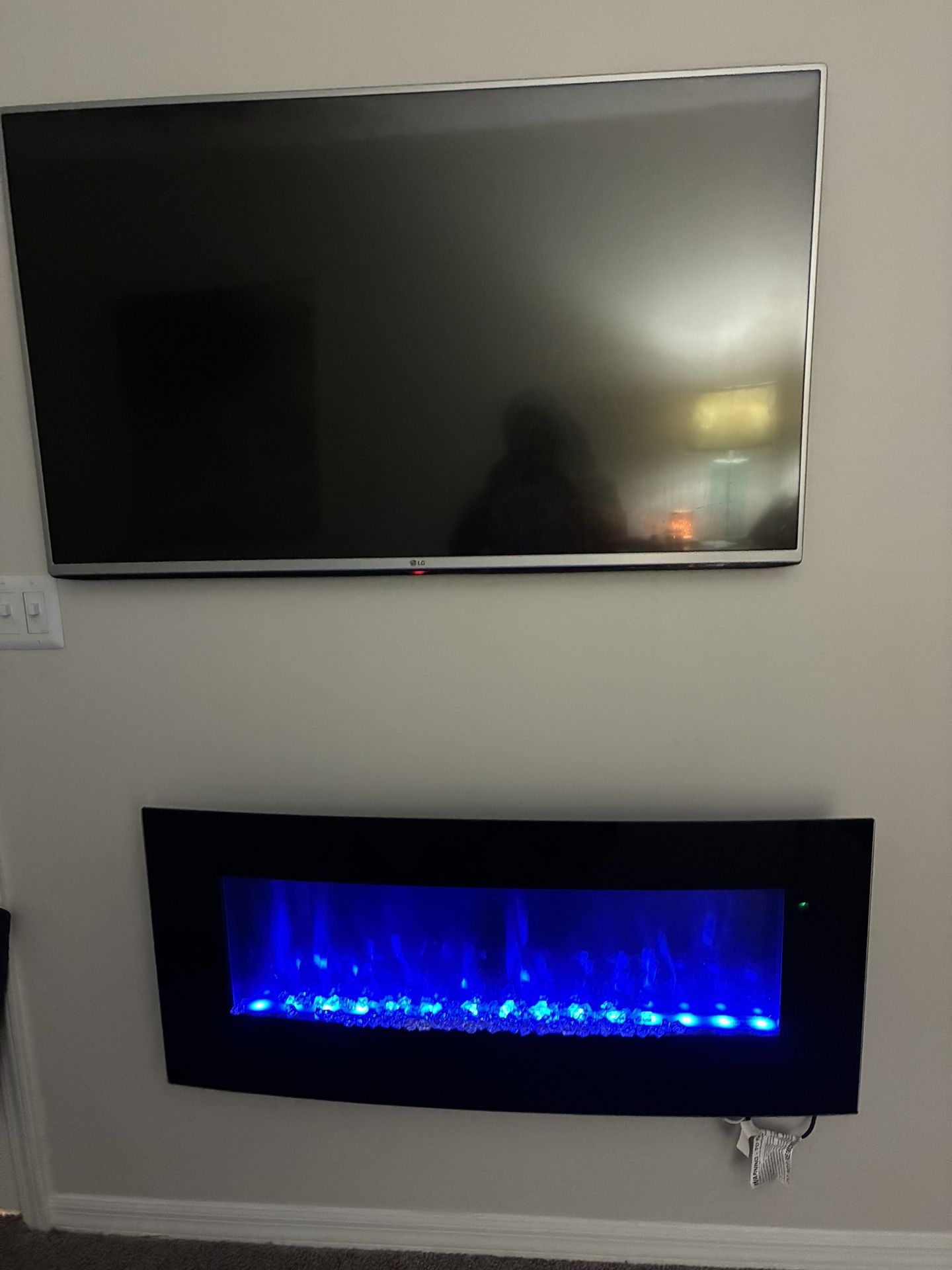 50 Inch with Wall Unit
