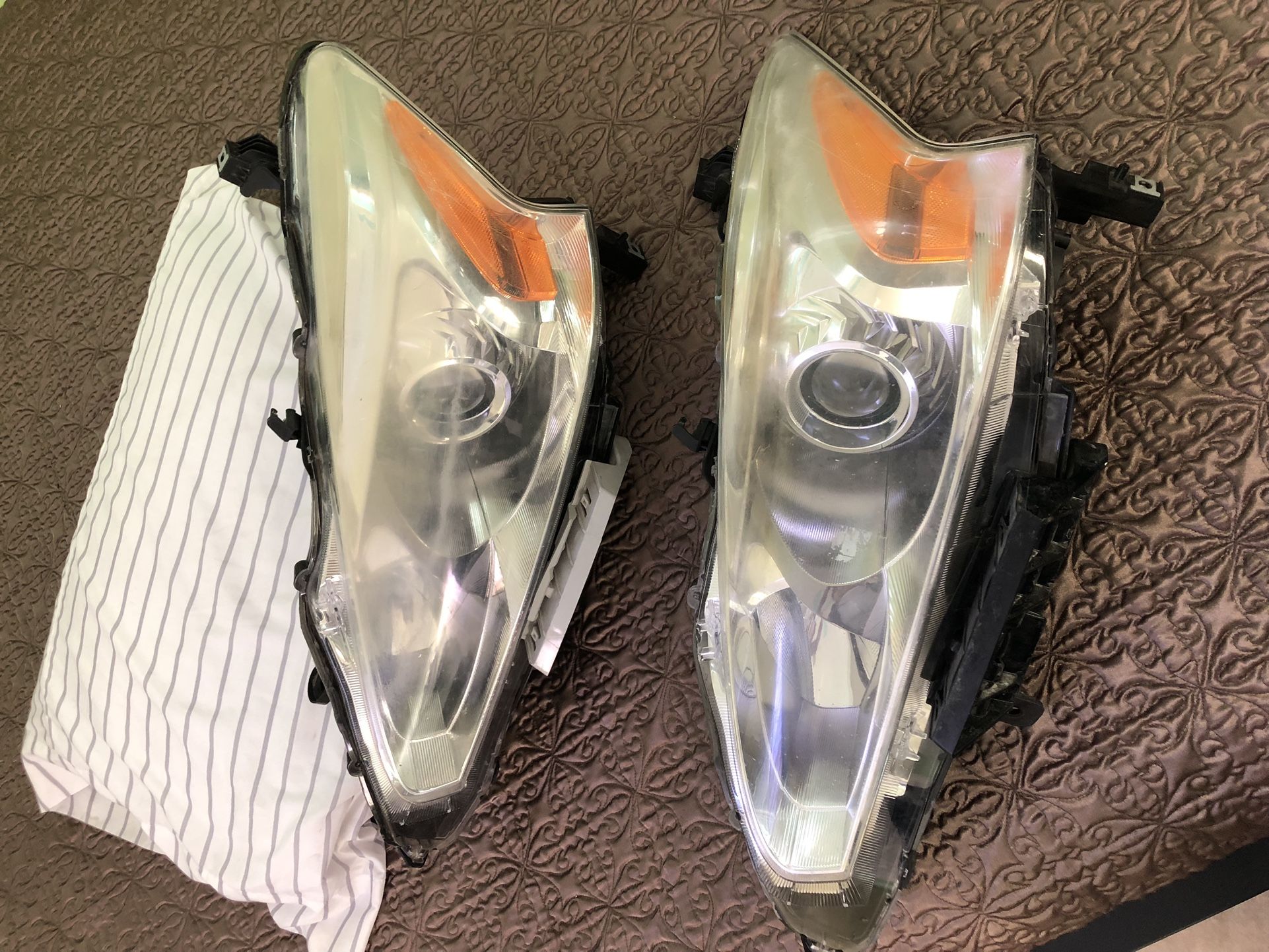 Nissan Altima Headlights