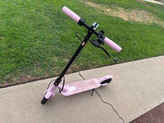 Electric Scooters – Set of 2