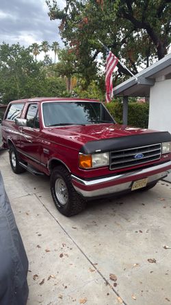 1991 Ford Bronco - Silver Anniversary