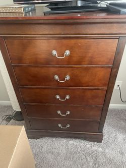 Chest of Drawers