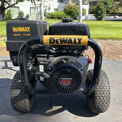 4200 Psi Power Pressure Washer DXPW4240 $1150