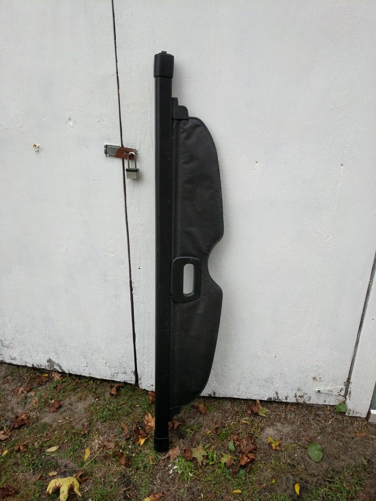 SUV Cargo Cover