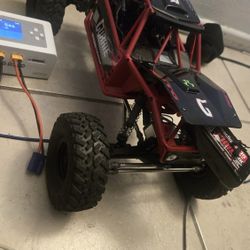 Axial Capra 1.9 4ws Like New $320$ 