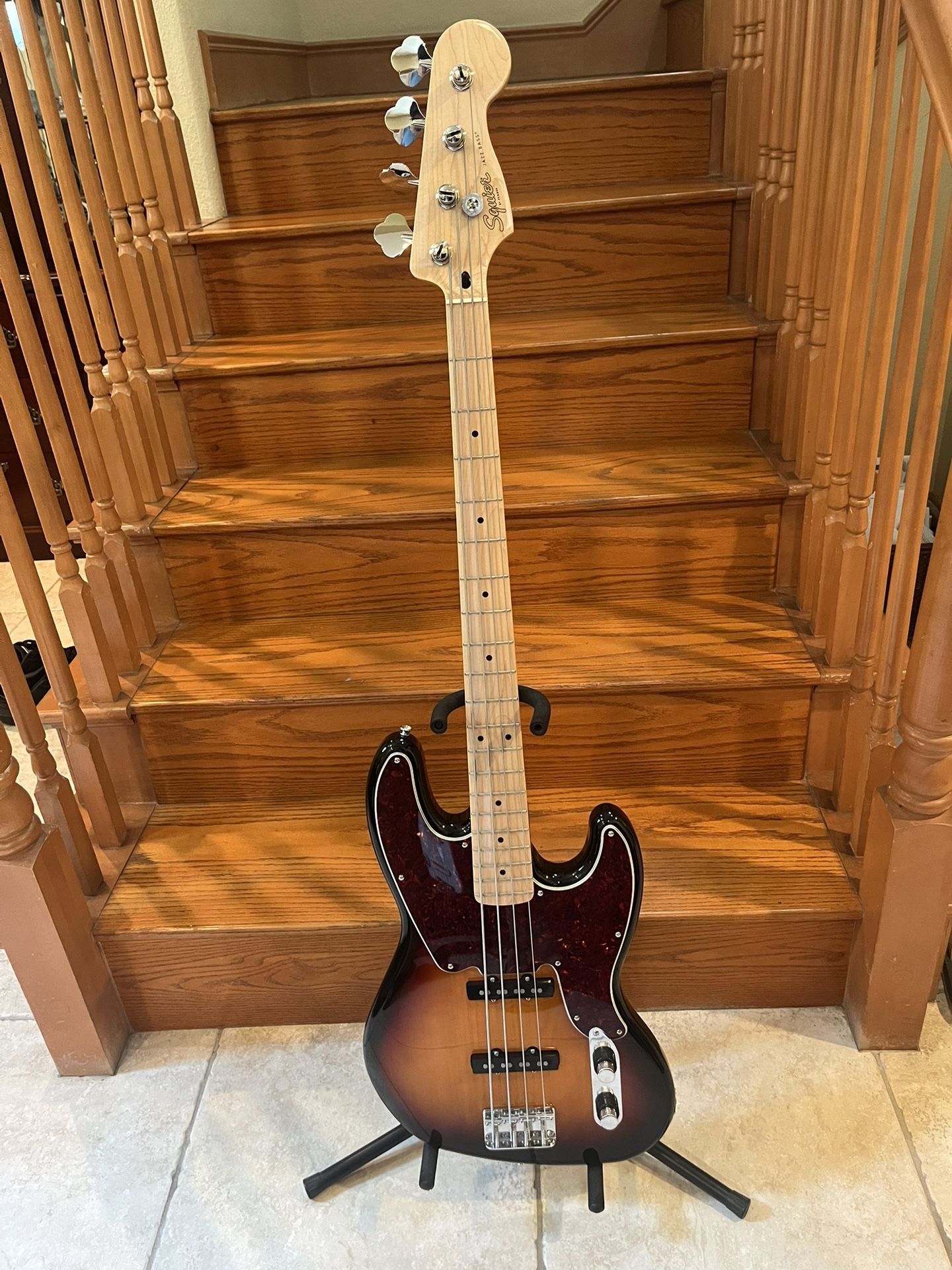 Squier Paranormal Jazz Bass (Brand New)