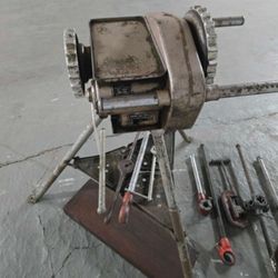 Nye Tool Co. ¾ HP 115V Electric Pipe Threader 8000 RPM (Used)