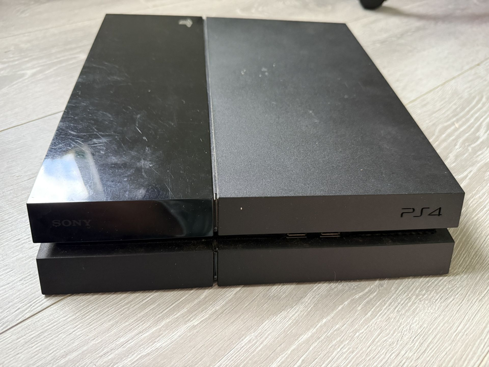 Playstation 4 Slim