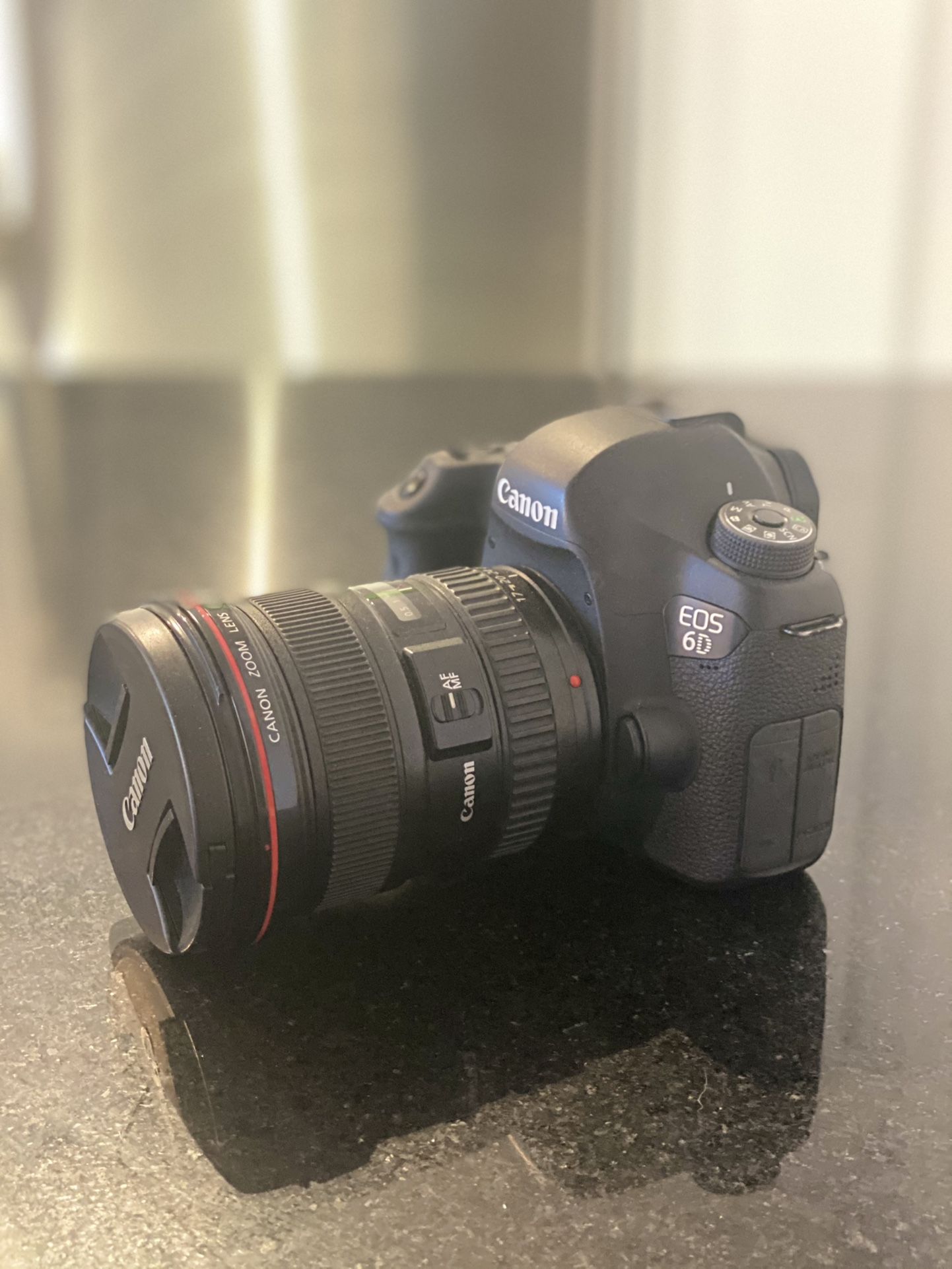 Canon 6D with 17-40mm Lens - PERFECT CONDITION