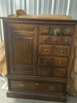 Vintage Pennsylvania House Solid Oak Door Chest / Gentleman’s Chest