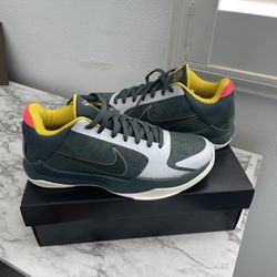 KOBE 5 PROTRO EYBL BRAND NEW