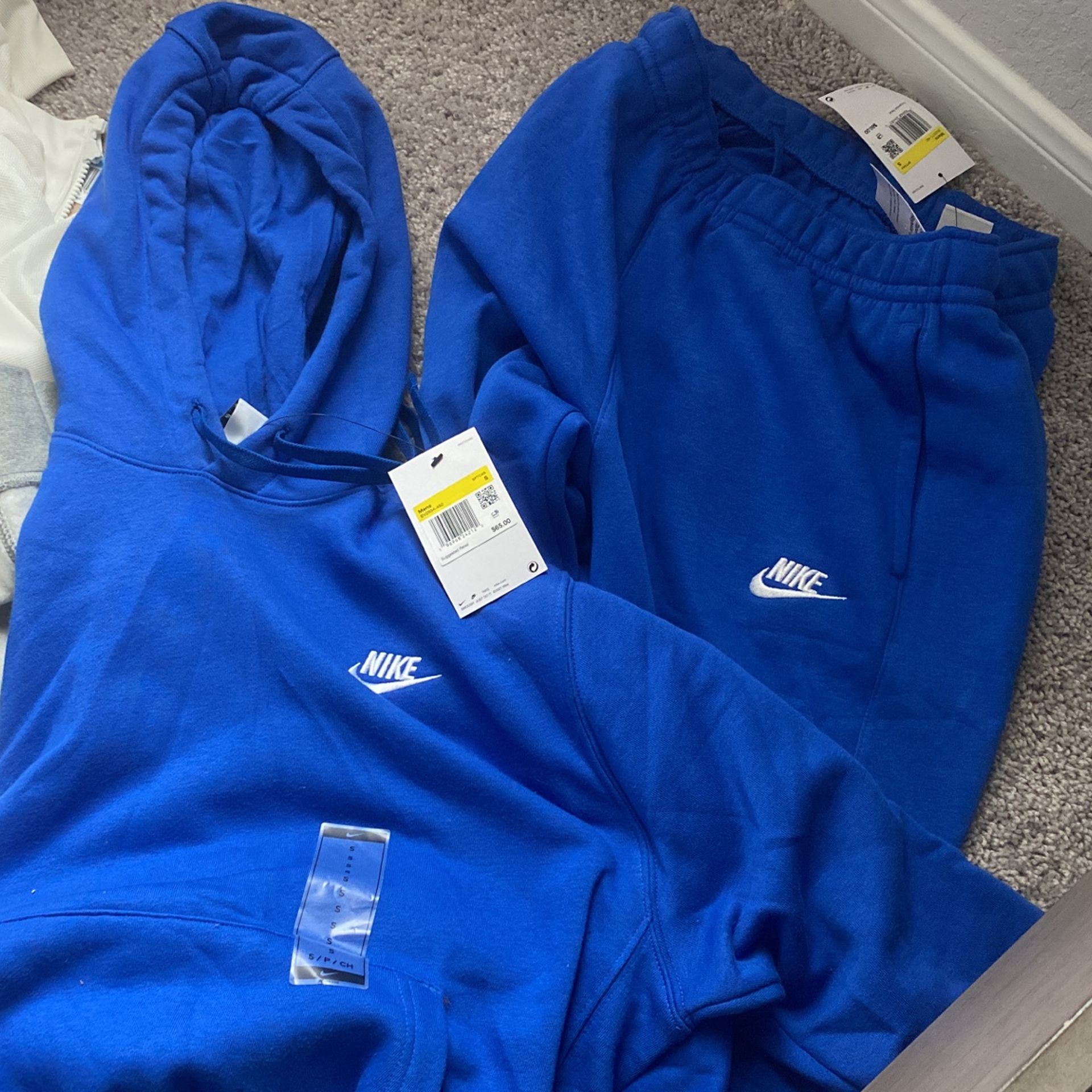 Nike Set Small