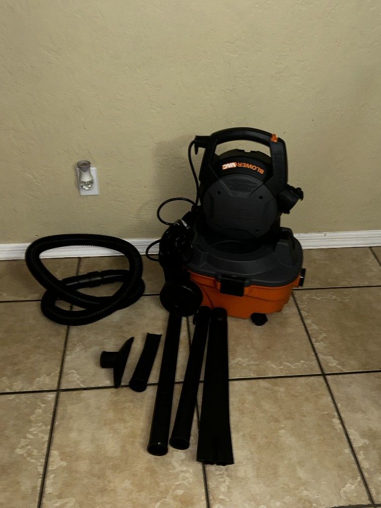 Ridgid 4 Gallon 6.0 HP Wet Dry Vac With Detachable Blower **$60 Firm