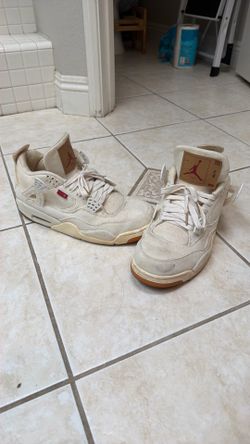 Jordan 4’s x Levi’s Size 10.5