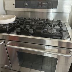 Kenmore Elite Dual Fuel 40” range with side oven $800