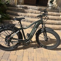  Aventon Aventure 2, Ebike. New. With extra battery