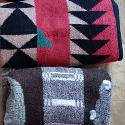 3 Wool Blankets & 1 Regular Blanket 