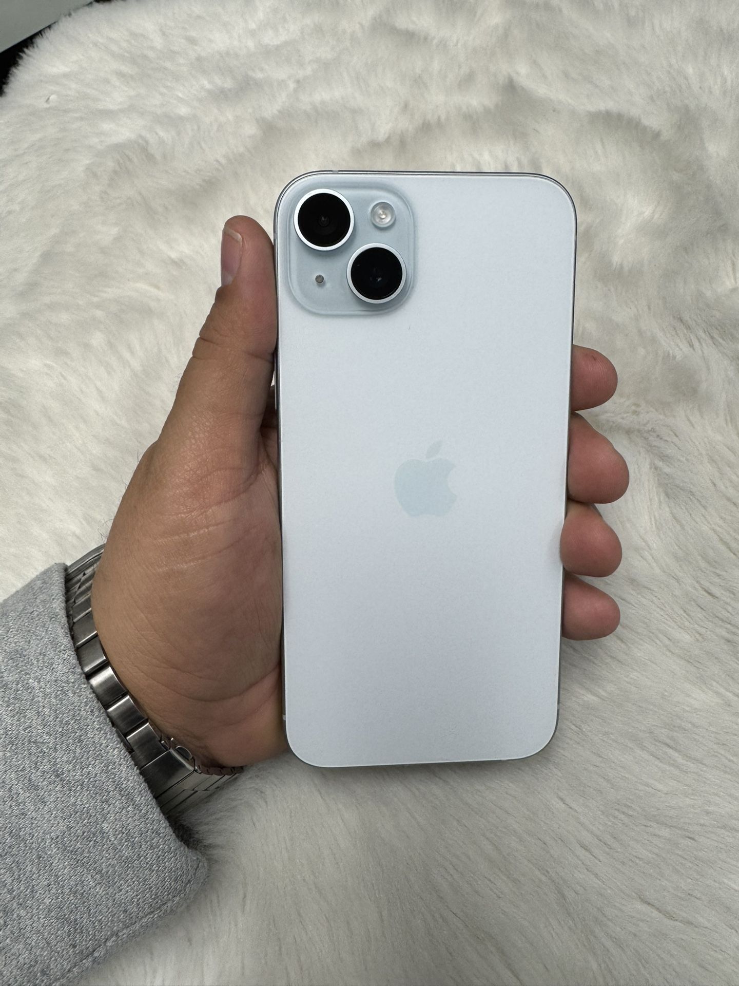 Apple iPhone 15 Plus 128GB Unlocked $650