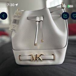 Michael Kors White Buckle Reed Bag $160 Or best offer