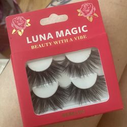 Luna Magic Lashes 