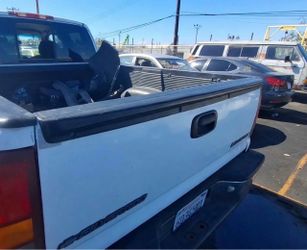 Chevy Gmc Silverado Sierra Tailgate