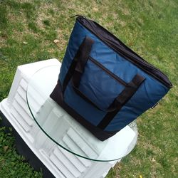 Hot and cold bag 19 in wide a 17 in tall