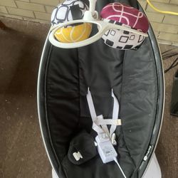 4moms MamaRoo Multi-Motion Baby Swing