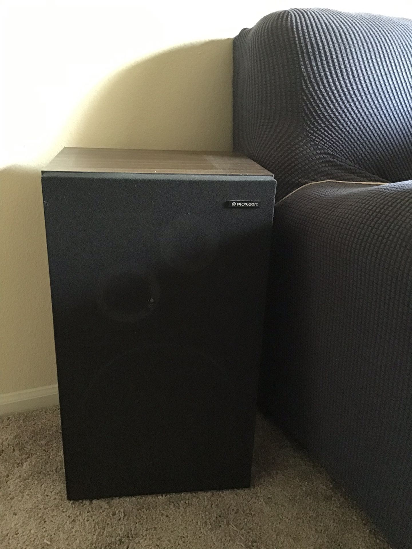 Two Pairs of speakers (Large Pioneer and Smaller Bose)