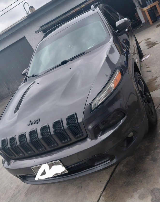 2016 Jeep Cherokee