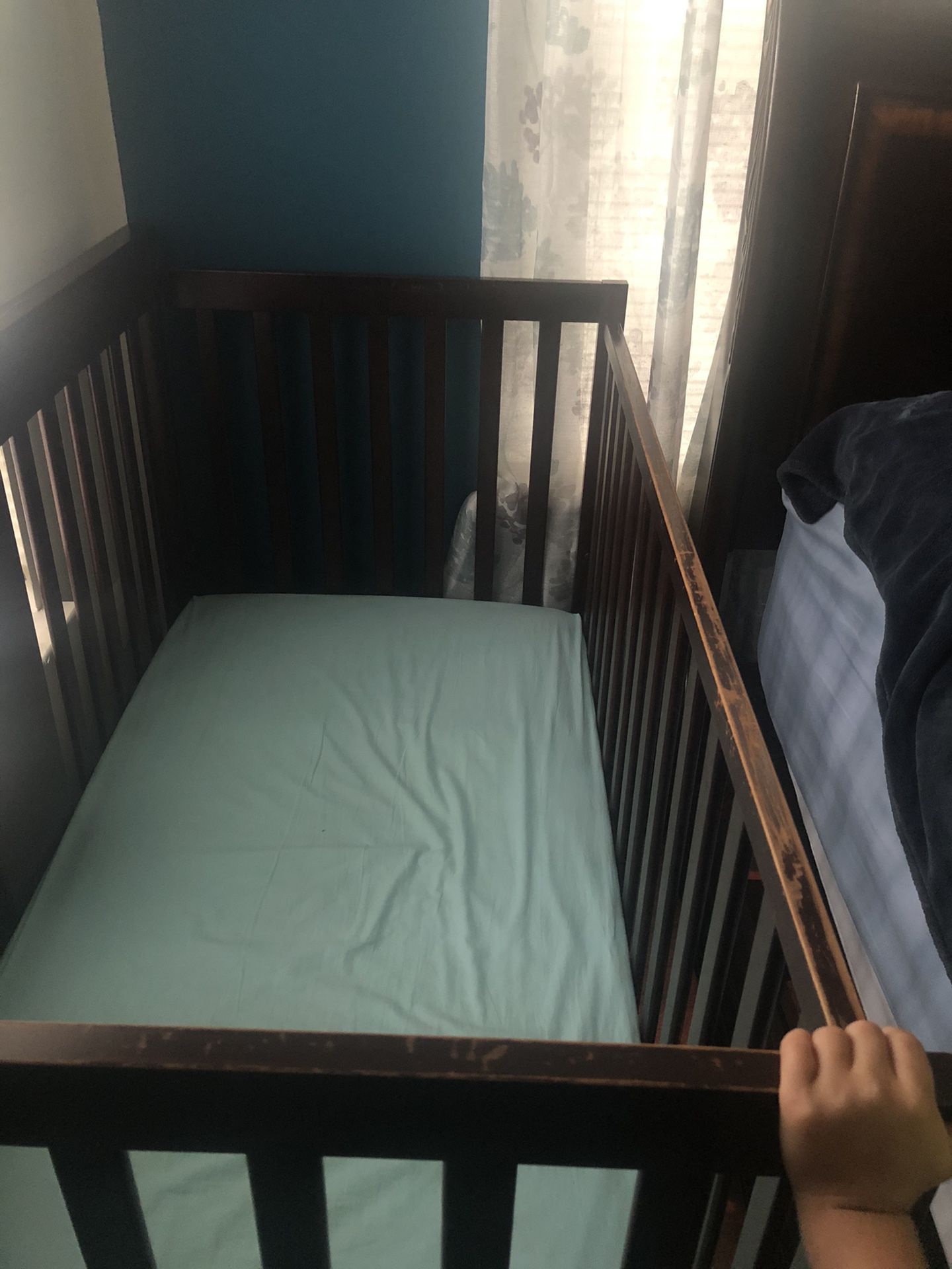 Baby crib with mattress free