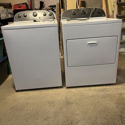 Whirlpool Washer And Dryer Set