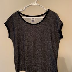 Old Navy T-shirt Style Top - Medium - EUC