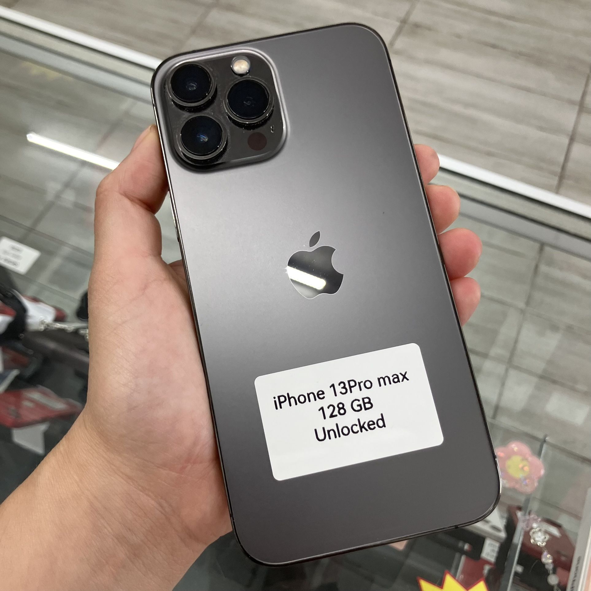 Like New iPhone 13 Pro Max Unlocked Cash Or $50 Down