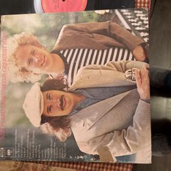 Record vinyl, Simon & Garfunkel greatest hits