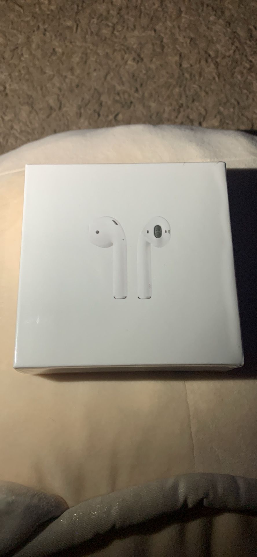 Airpods 1st generation (send offers)