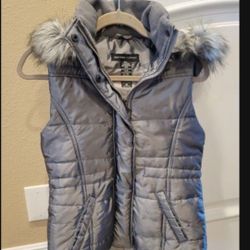 Puffer Vest New York and Company 